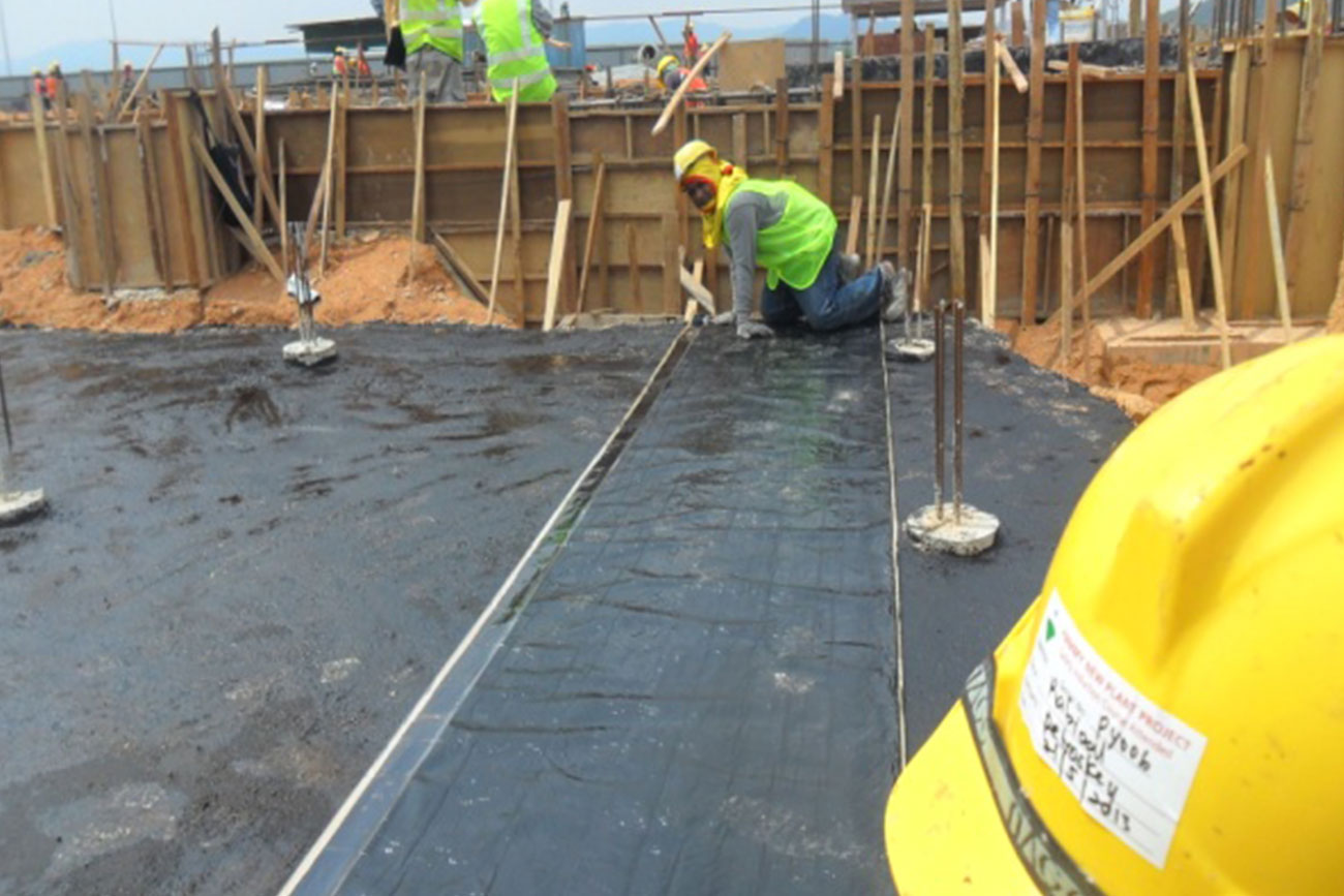 Self-adhesive-membrane