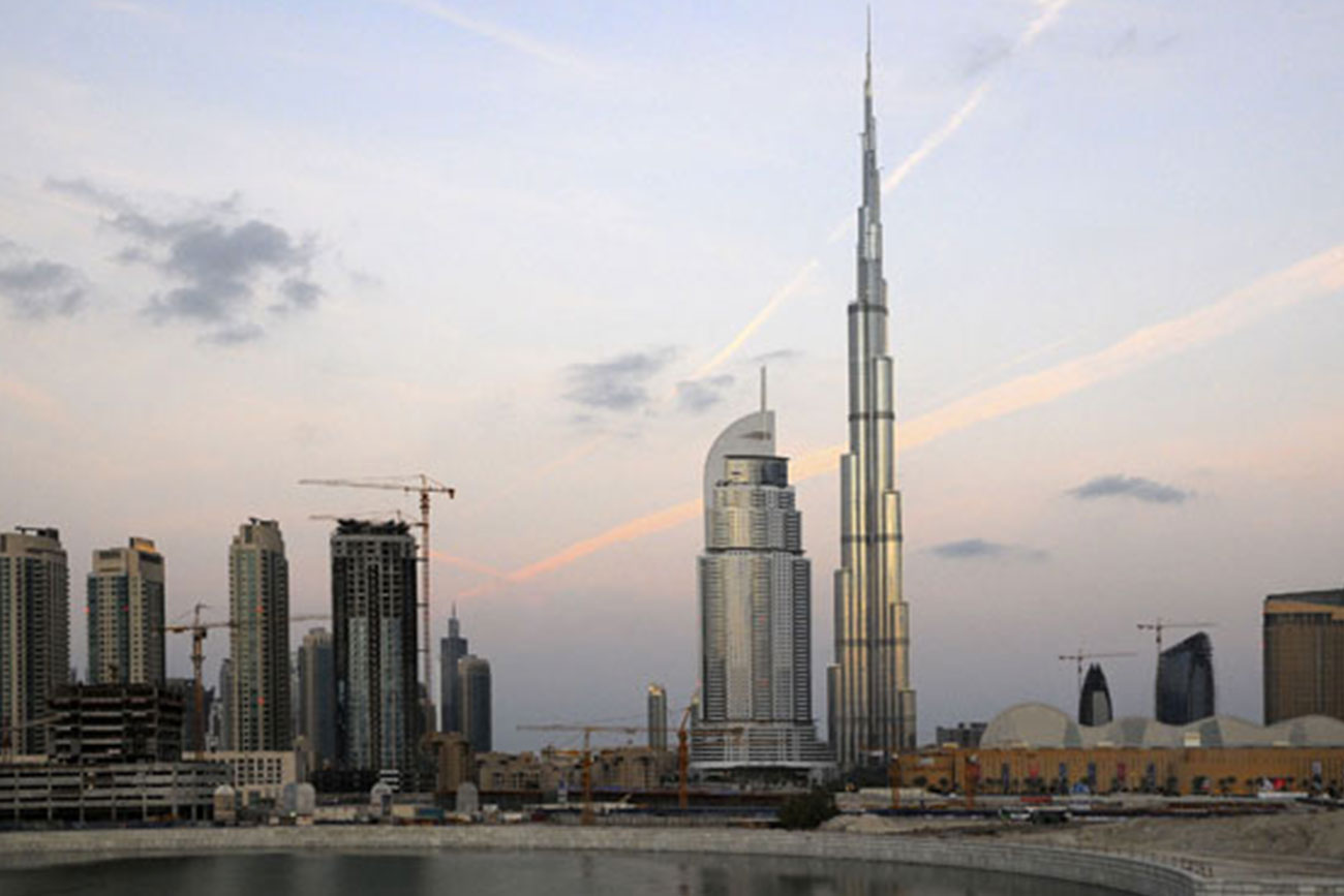 The-Burj-Dubai-dominates-016